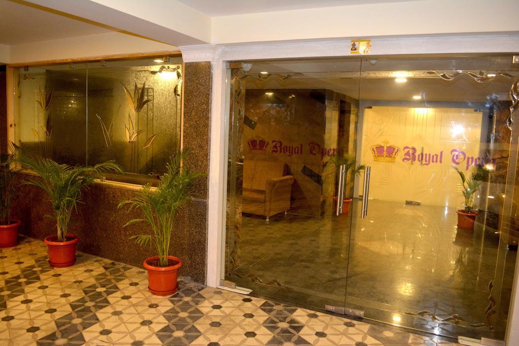 Hotel Royal Opera Bangalore Extérieur photo