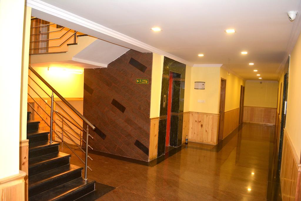 Hotel Royal Opera Bangalore Extérieur photo