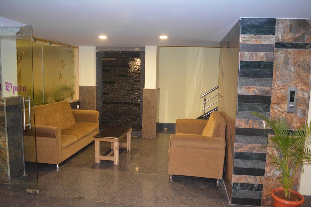 Hotel Royal Opera Bangalore Extérieur photo