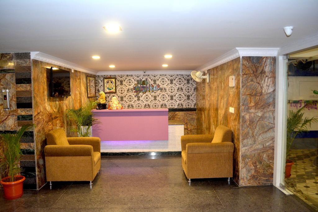Hotel Royal Opera Bangalore Extérieur photo